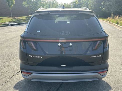New 2025 Hyundai Tucson Limited image 4