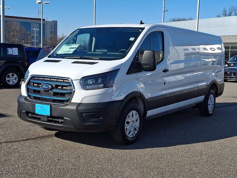 Certified 2024 Ford E-Transit Low Roof image 5