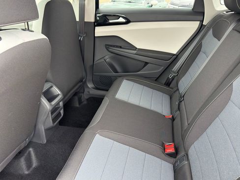 New 2026 Volkswagen Taos S FWD image 25