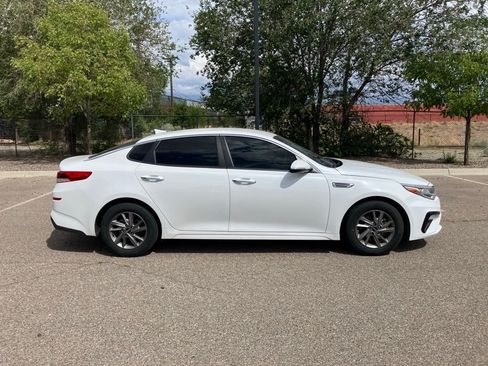 Used 2019 Kia Optima LX FWD image 4