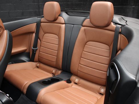Used 2017 Mercedes-Benz C 300 Cabriolet image 39