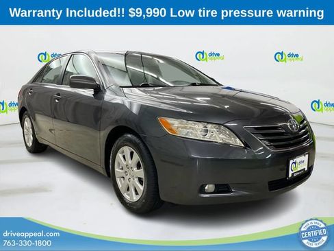 Used 2007 Toyota Camry XLE FWD image 3