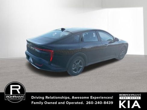 Certified 2025 Kia K4 LXS image 5