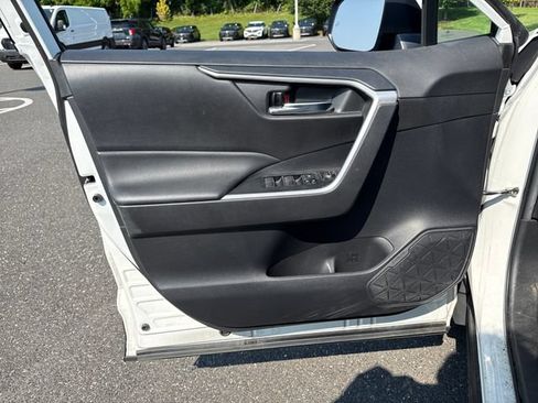 Certified 2022 Toyota RAV4 XLE AWD/4WD image 20