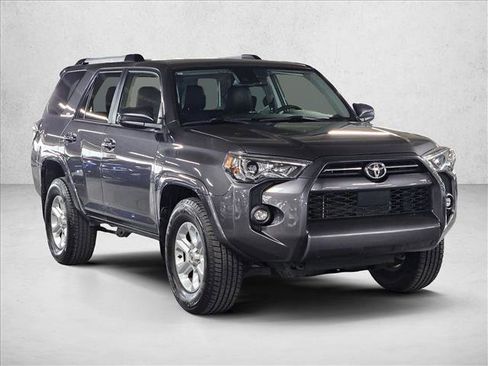 Used 2022 Toyota 4Runner SR5 image 3