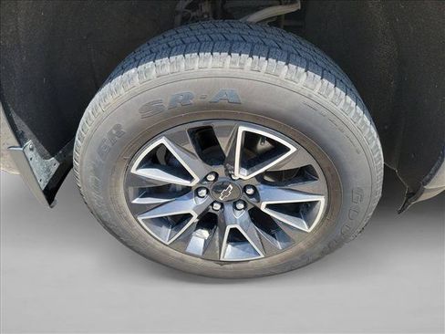Used 2021 Chevrolet Silverado 1500 Custom RWD image 11
