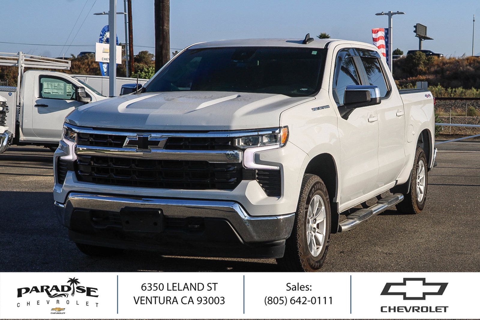 Used 2022 Chevrolet Silverado 1500 LT AWD/4WD image 1