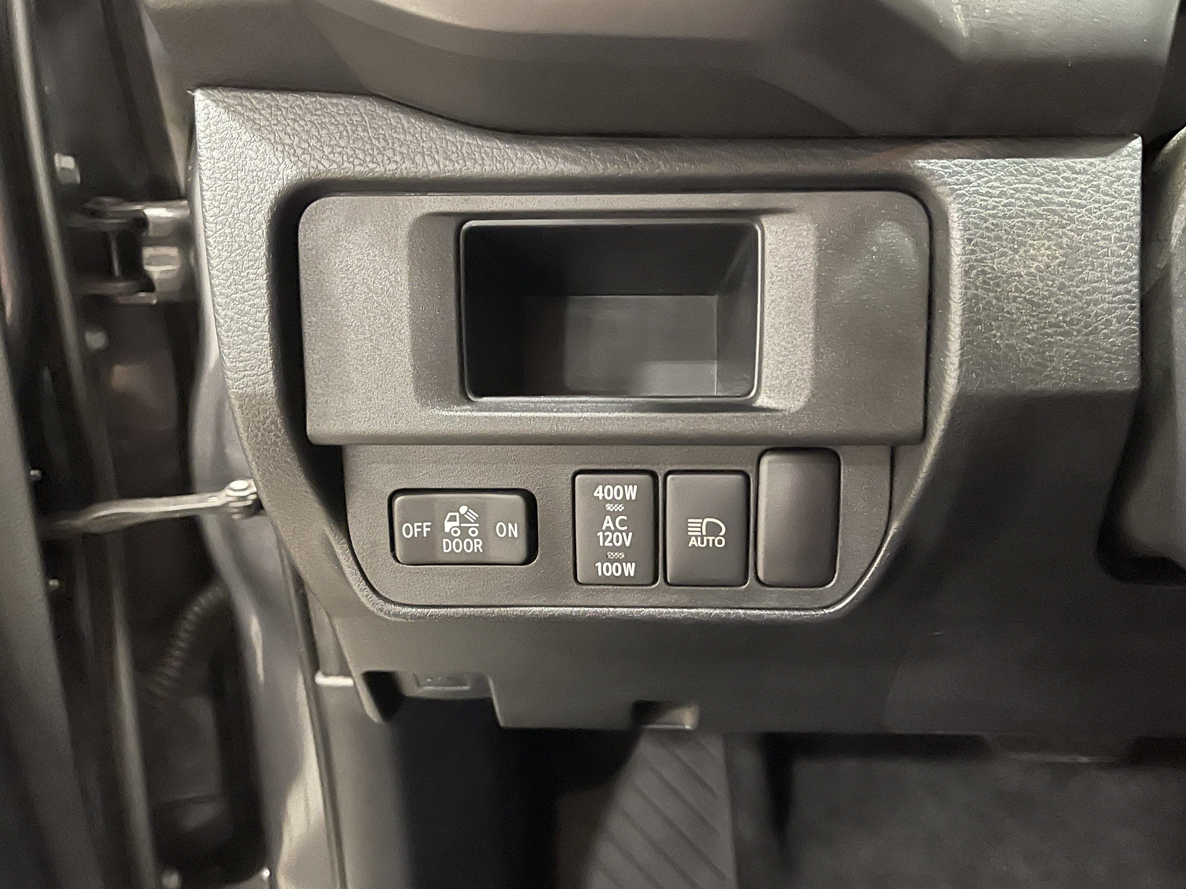 Used 2019 Toyota Tacoma TRD Off-Road AWD/4WD image 25
