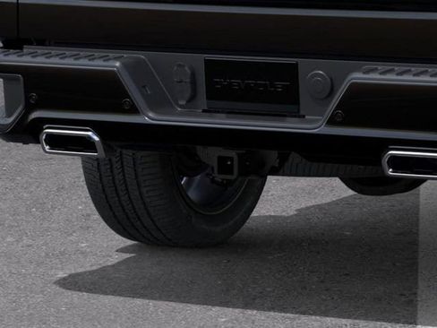 New 2026 Chevrolet Silverado 1500 High Country AWD/4WD image 14