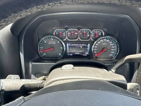 Used 2018 Chevrolet Silverado 1500 LT w/ Texas Edition AWD/4WD image 17