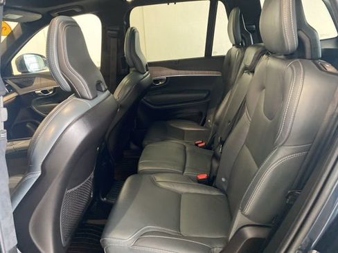 Used 2023 Volvo XC90 T8 Ultimate image 13