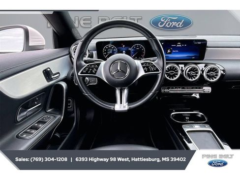 Used 2025 Mercedes-Benz CLA 250 4MATIC image 6
