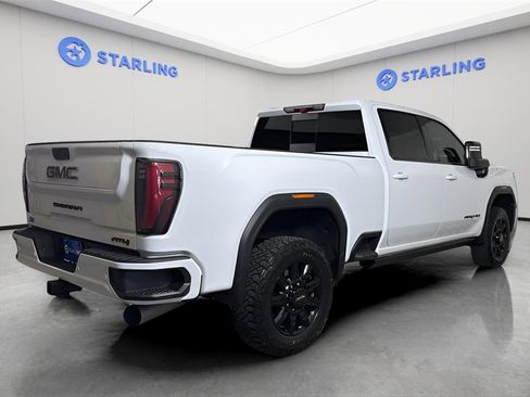 Used 2024 GMC Sierra 2500 AT4 w/ AT4 Premium Plus Package image 16