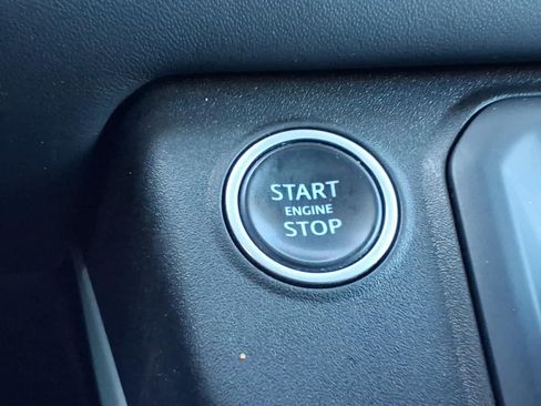 Used 2020 Land Rover Defender 110 HSE AWD/4WD image 24