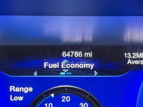 Used 2015 Chrysler 200 C w/ Navigation & Sound Group I image 18