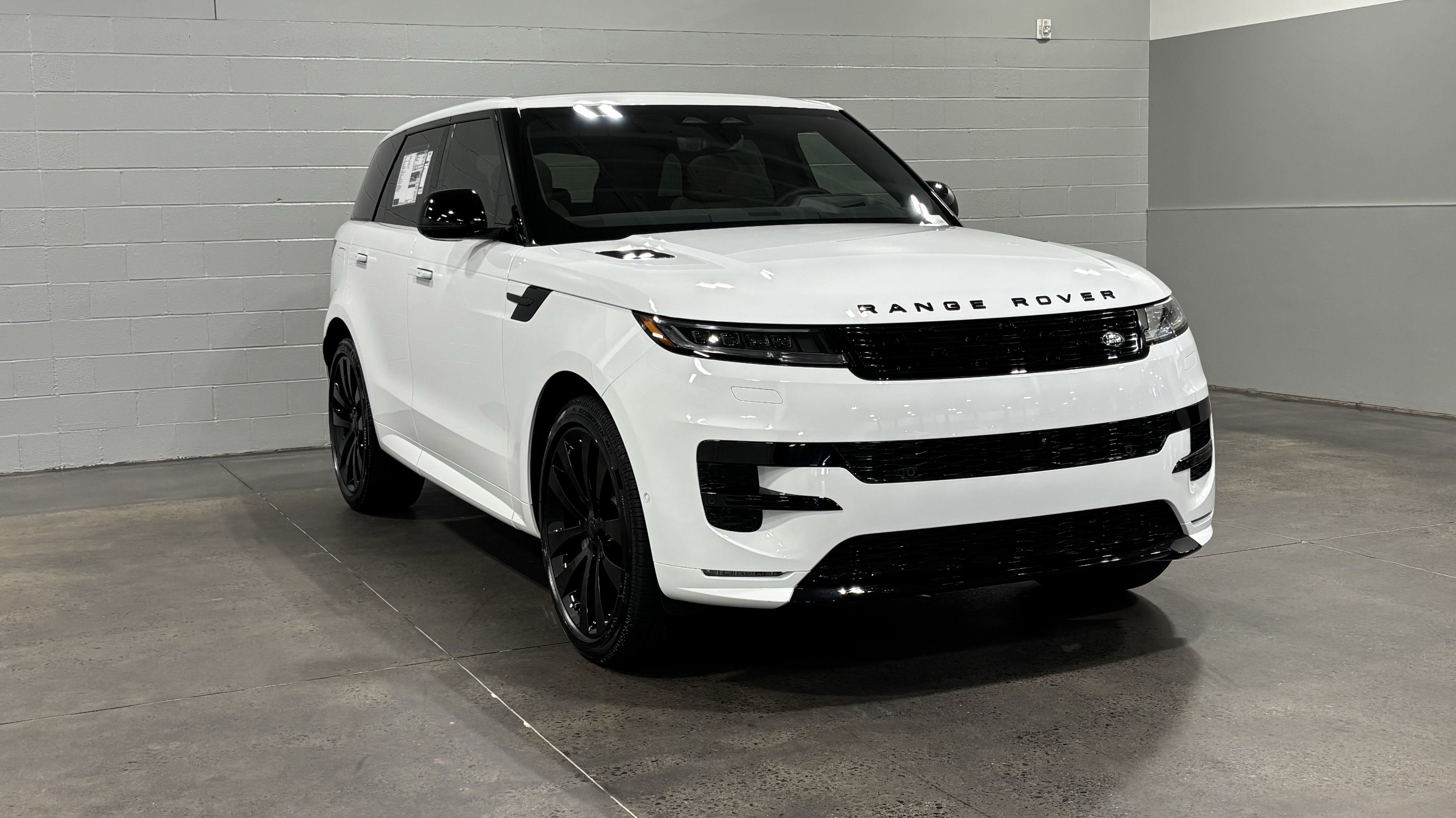 New 2026 Land Rover Range Rover Sport Dynamic SE AWD/4WD image 11