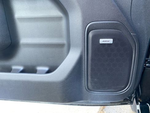 Used 2022 Chevrolet Silverado 2500 LTZ w/ LTZ Premium Package image 28