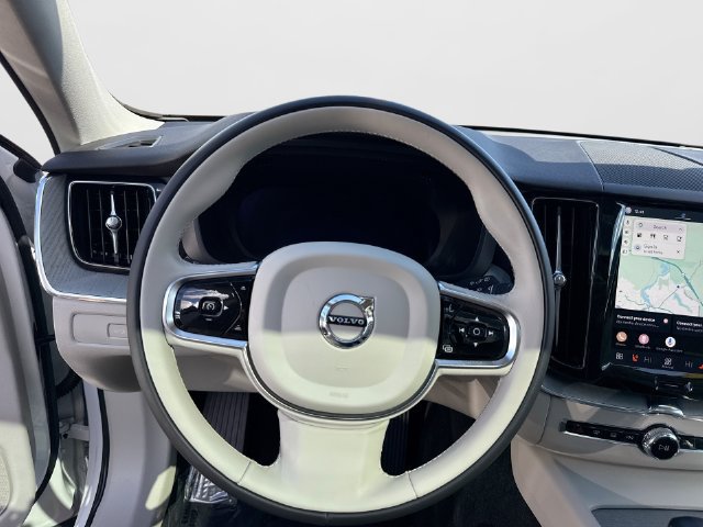 Certified 2024 Volvo XC60 B5 Plus w/ Protection Package Premier AWD/4WD image 14