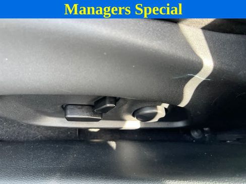 Used 2025 Jeep Compass Limited AWD/4WD image 18