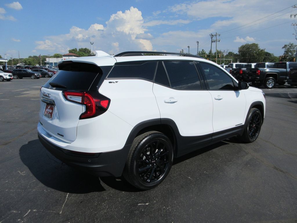 Certified 2024 GMC Terrain SLT w/ Elevation Edition AWD/4WD image 6
