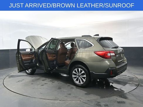 Used 2019 Subaru Outback 3.6R Touring w/ Popular Package #3A image 32