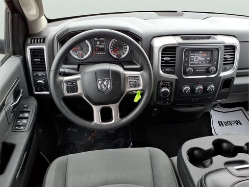 Used 2024 RAM 1500 Classic SLT AWD/4WD image 9