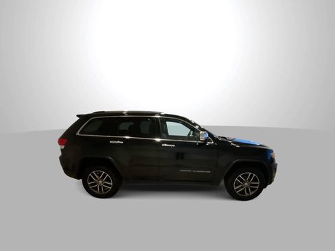 Used 2017 Jeep Grand Cherokee Limited image 9