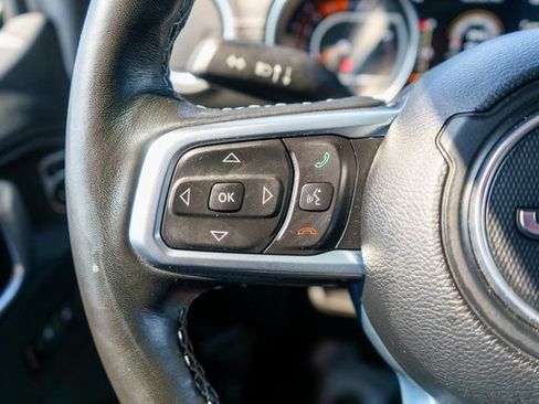 Used 2021 Jeep Gladiator Overland w/ Uconnect 4C Nav & Sound Group AWD/4WD image 21