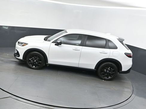 Used 2024 Honda HR-V Sport image 32