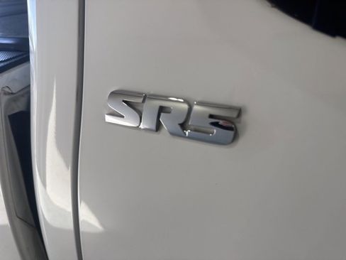 Used 2020 Toyota Tacoma SR5 image 19