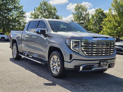 Used 2024 GMC Sierra 1500 Denali AWD/4WD image 5