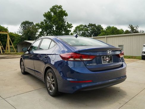 Used 2018 Hyundai Elantra SEL FWD image 4