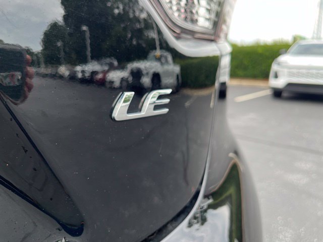 Used 2024 Toyota Corolla LE FWD image 9