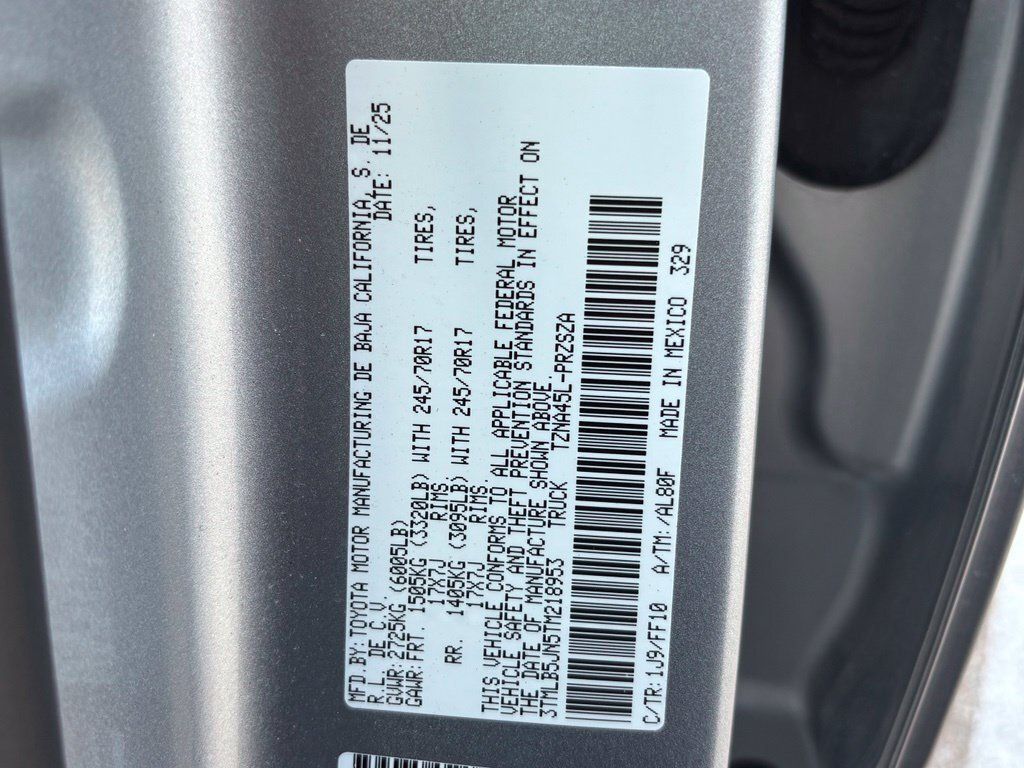 Used 2026 Toyota Tacoma SR5 AWD/4WD image 27