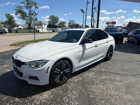 Used 2018 BMW 340i xDrive Sedan w/ Premium Package image 5