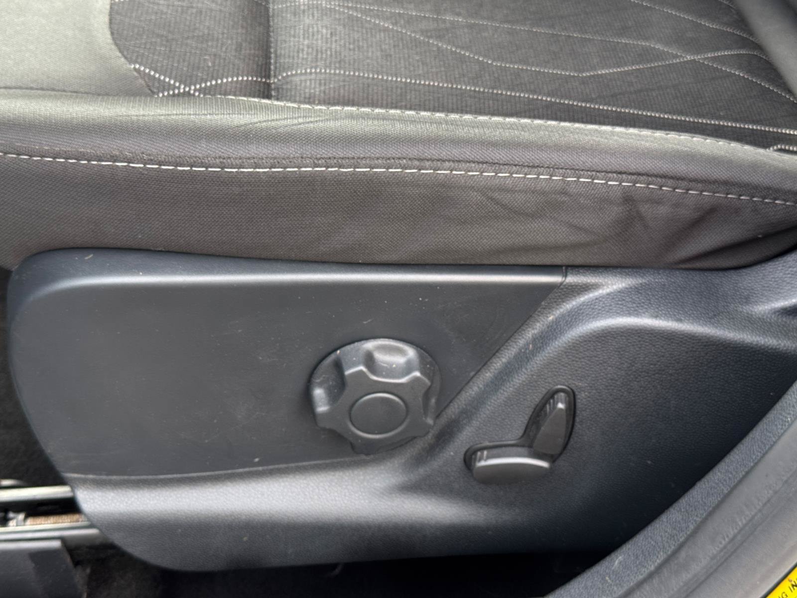 Used 2019 Ford EcoSport SE FWD image 13