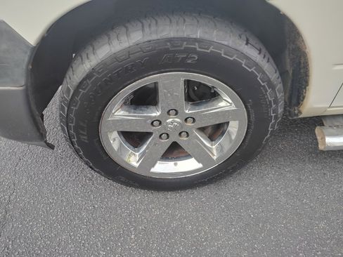 Used 2009 Dodge Ram 1500 Truck ST w/ ST Popular Equipment Group image 7