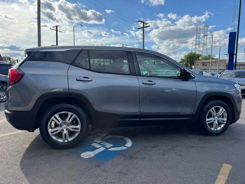 Used 2018 GMC Terrain SLE FWD image 4