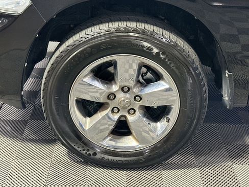 Used 2015 RAM 1500 Express image 12