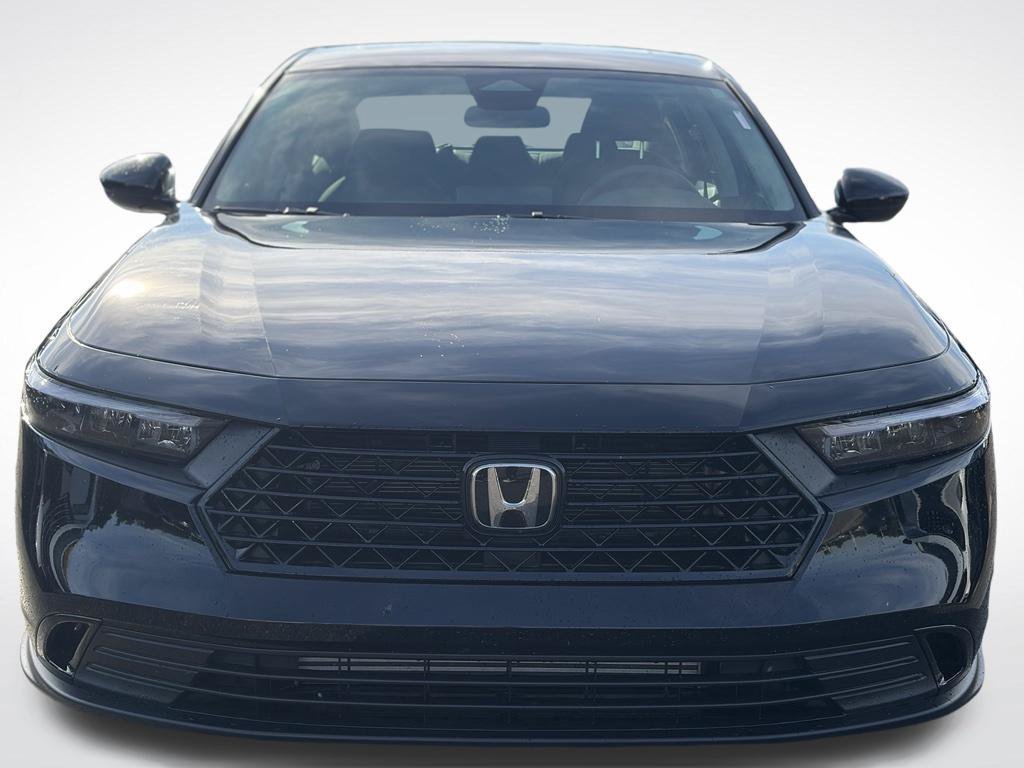 Used 2025 Honda Accord SE image 4