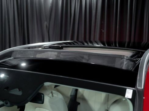 New 2026 Mercedes-Benz GLB 250 4MATIC image 9