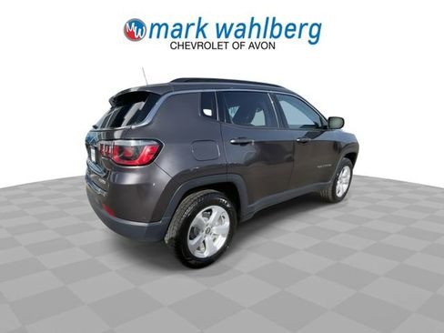 Used 2019 Jeep Compass Latitude image 9