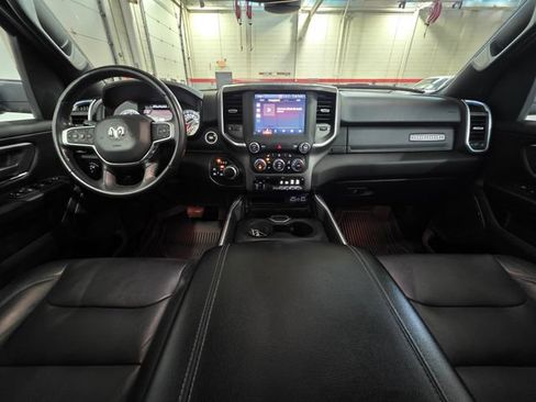 Used 2022 RAM 1500 Big Horn AWD/4WD image 14