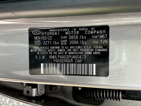 Used 2023 Hyundai Elantra Limited w/ Cargo Package FWD image 18