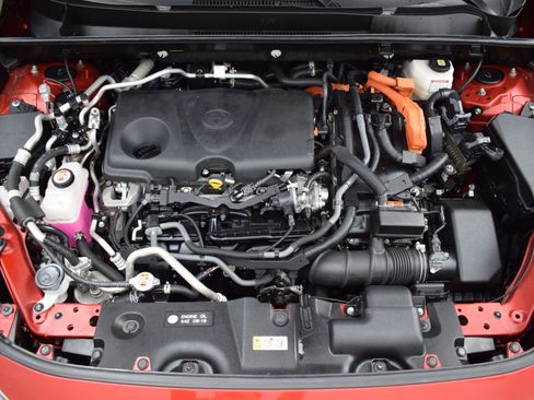 Used 2022 Toyota RAV4 XSE image 9