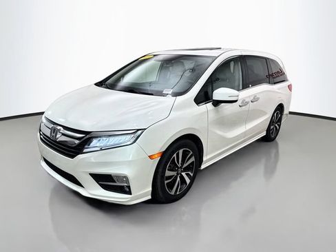 Used 2019 Honda Odyssey Elite image 3