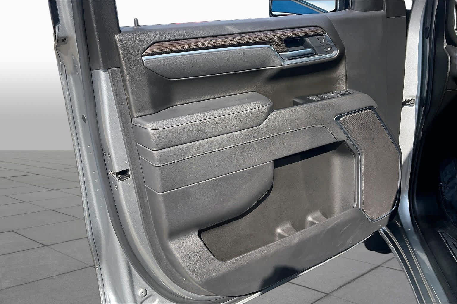 Used 2026 Chevrolet Silverado 1500 LT AWD/4WD image 21