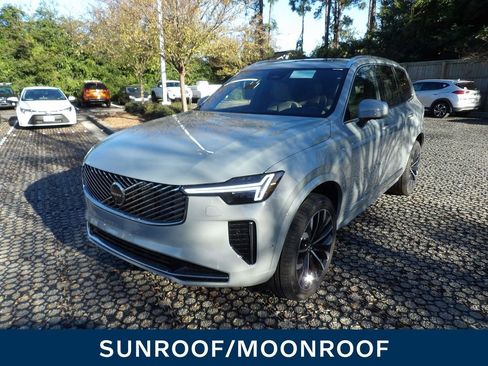 New 2026 Volvo XC90 B6 Plus w/ Protection Package Premier image 3