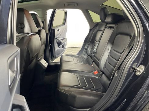 Certified 2023 Volkswagen Jetta SEL FWD image 19