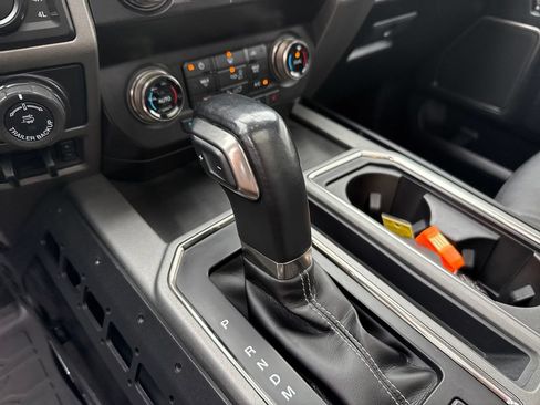 Used 2019 Ford F150 Raptor w/ Equipment Group 802A Luxury AWD/4WD image 29